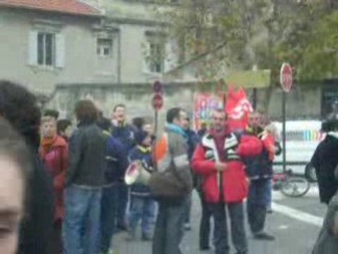 Blocus lycée F. Mistral Avignon - Mardi 9 Décembre 2008 | 4e