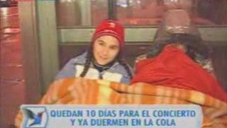 Fans de España duermen en la calle para ver a RBD