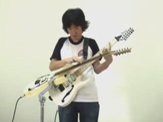 1 GUY 2 GUITARS SIMPSONS THEME SONG AMAZING!