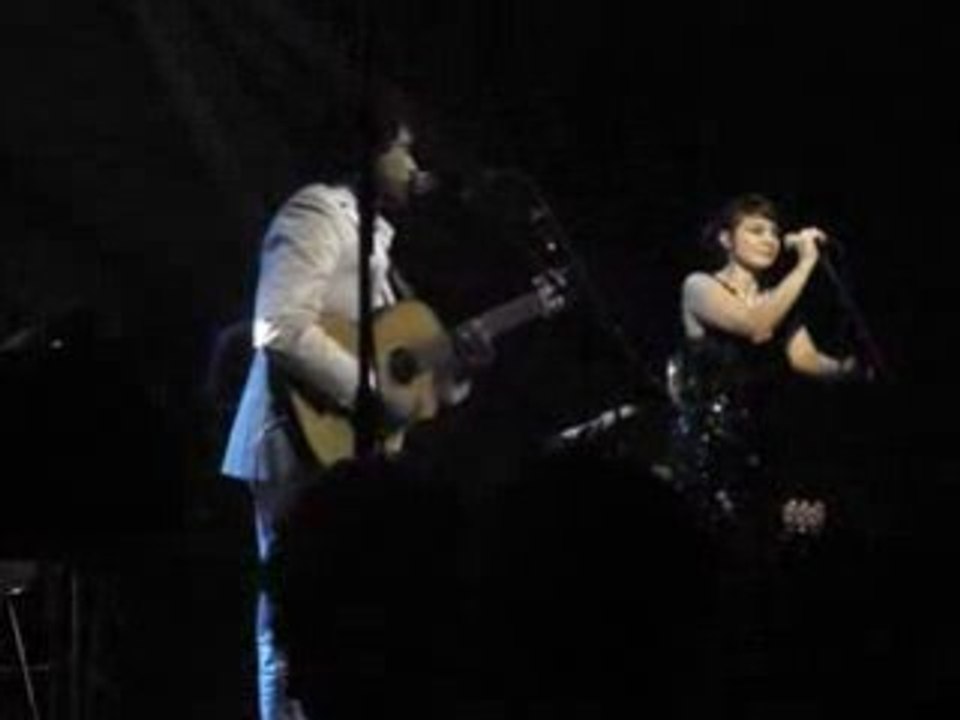 Nouvelle Vague Live : Gerald Toto - Heart of glass
