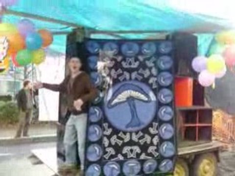 Parade Free Party transmusicale 2008 (Remix NTM)