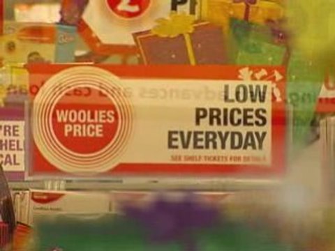Bargain hunters head to Woolworths