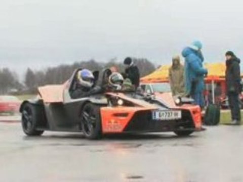 Mattias Ekstrom testował nowy samochód wyścigowy KTM