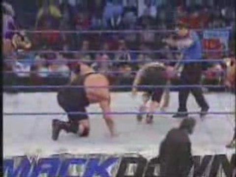 Jhon cena et rey mysterio vs chavo guerrero et big show
