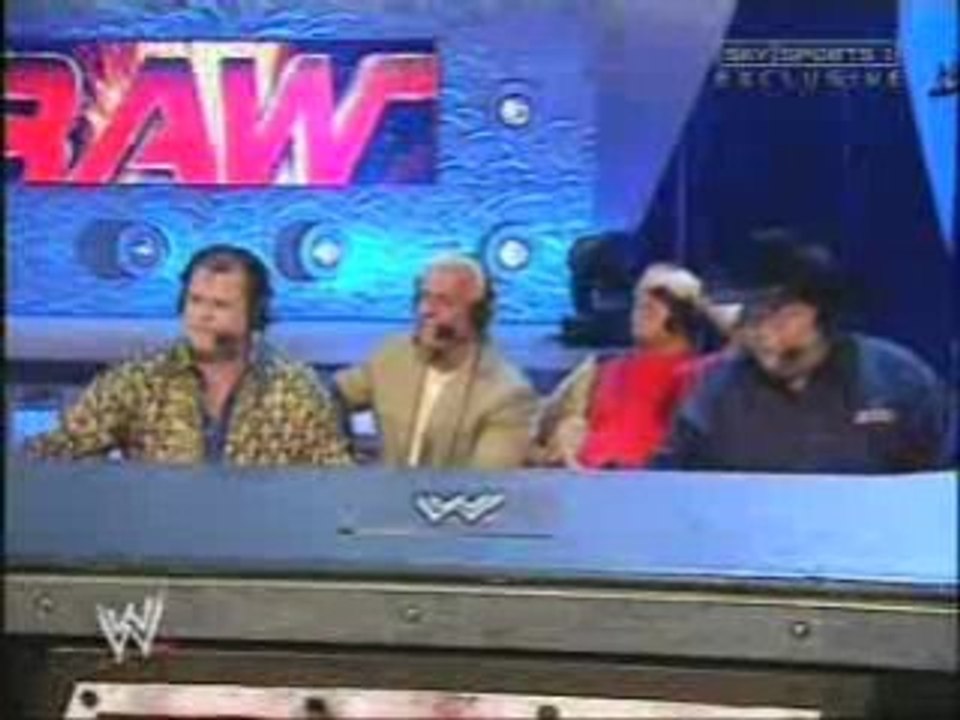 WWE - Goldberg vs Randy Orton - referee Stone Cold