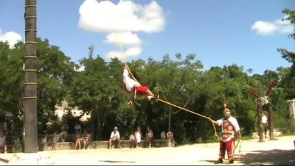 12 - Voladores de Papantla