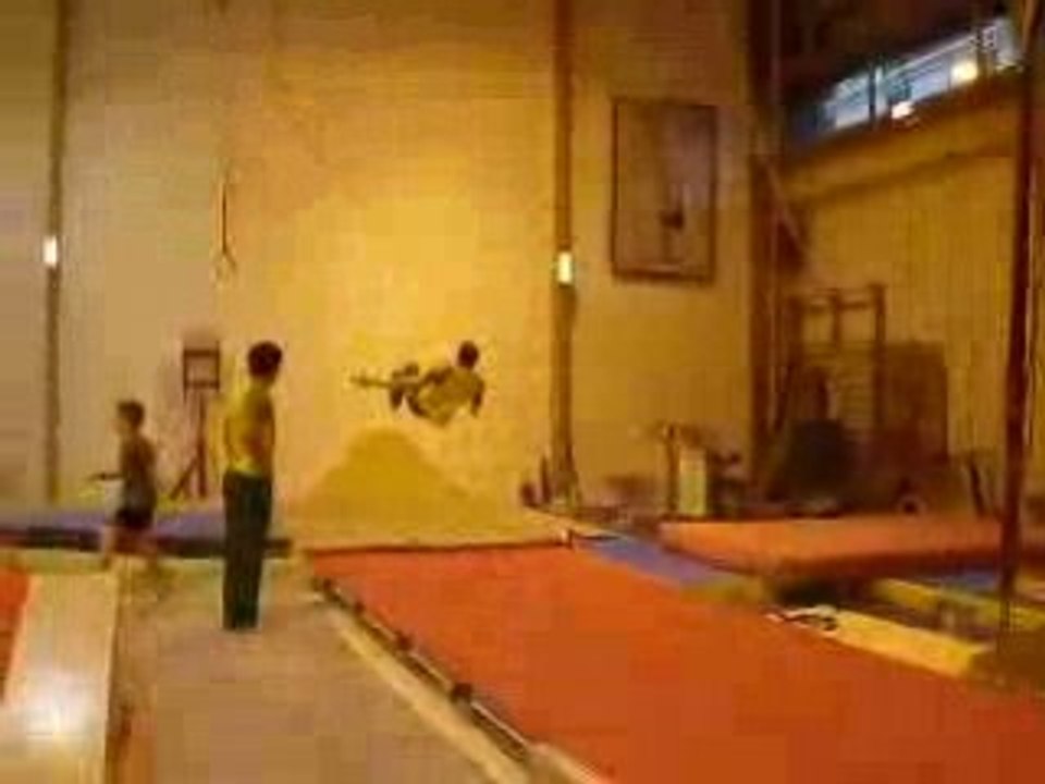 Giraya salto avant