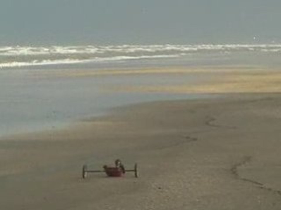 3eme test du Buggy Rc (char à cerf volant) à Bray dunes