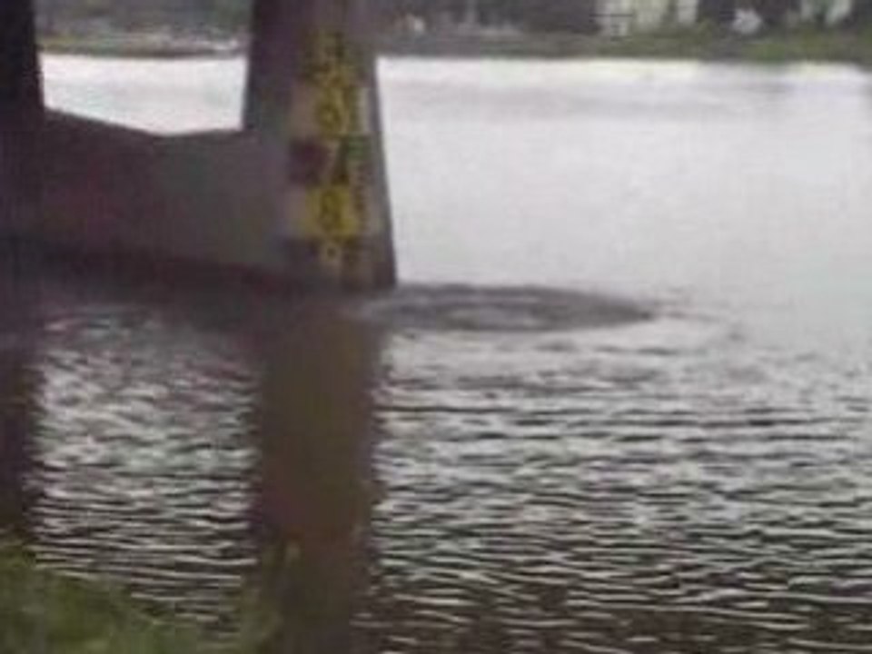 Springen Kennedybrug