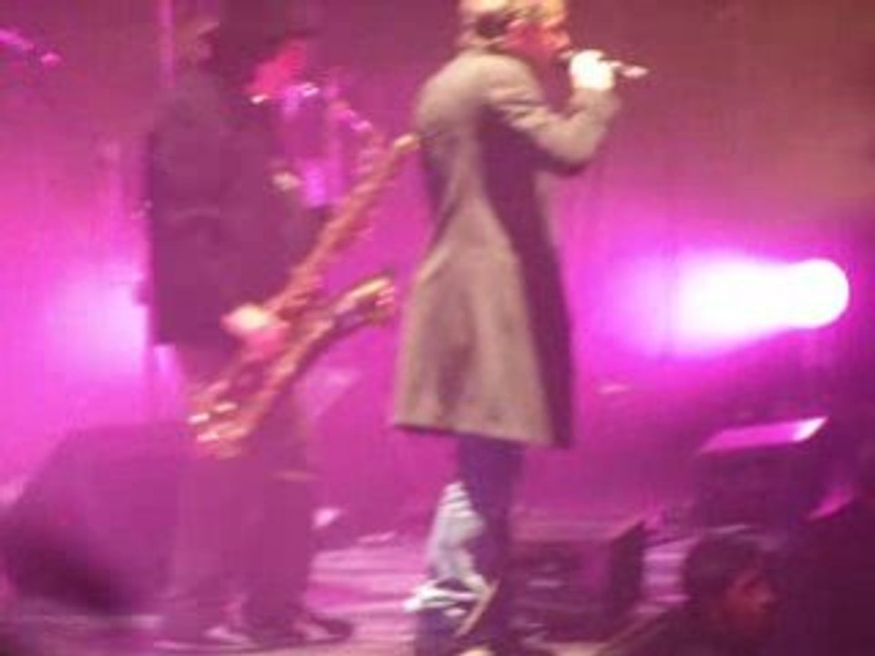 Raphaël à Bercy - Can't take my eyes off of you