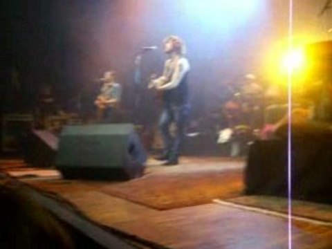 Julien Doré 11 decembre, toulouse, au bikini !