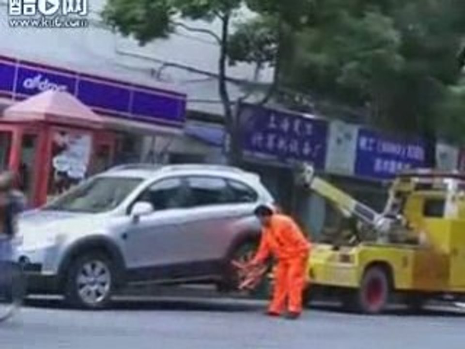 Quand la femme de régis s'enerve, ca rigole pas !