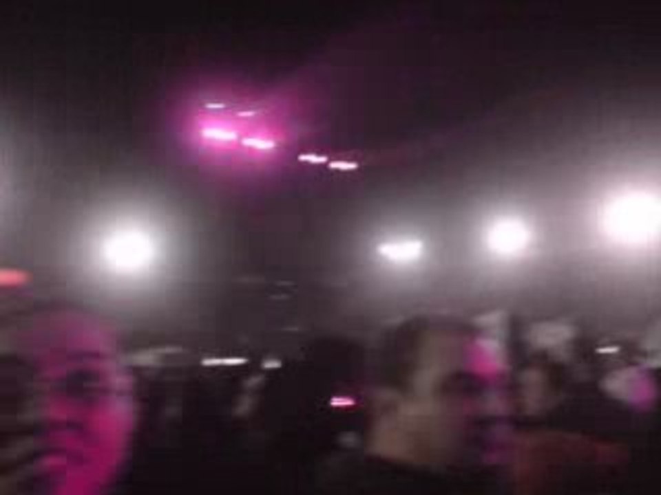 OLA EN EL FORO SOL