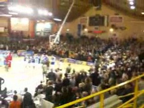 Entrée des joueurs Poiters Limoges 2008 13 eme journée Pro B