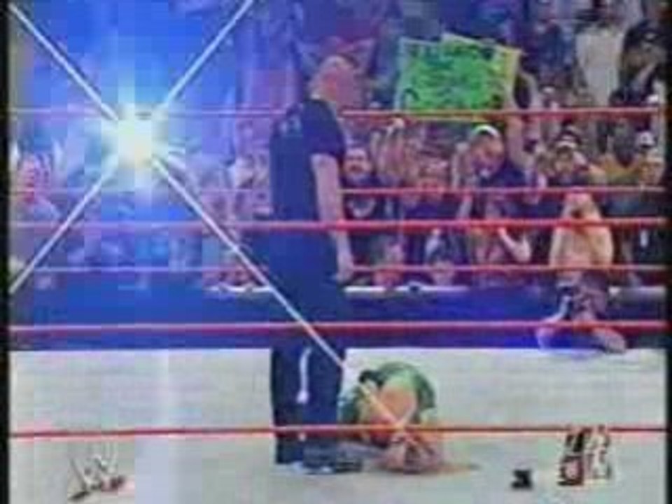 WWE - Goldberg destroys Christian