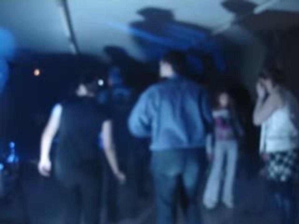 MOV09093