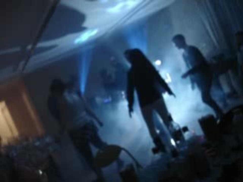 MOV09098