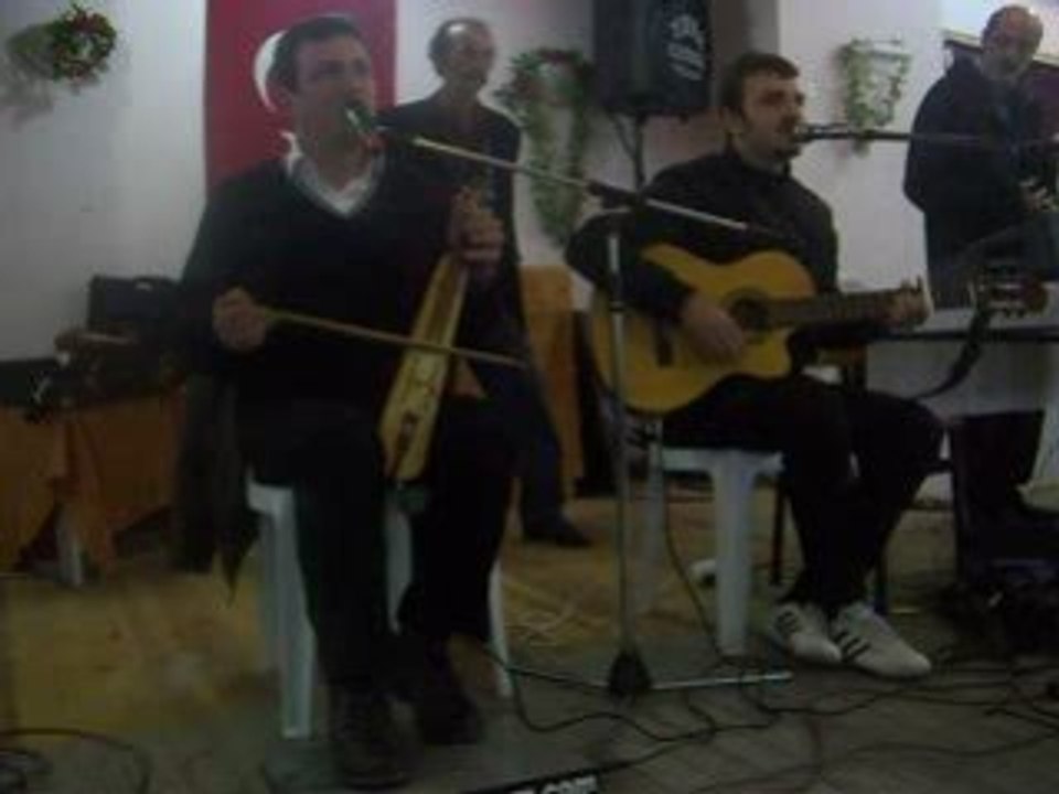 Onay ŞAHİN ve Turan Şahin - Dernekpazarında