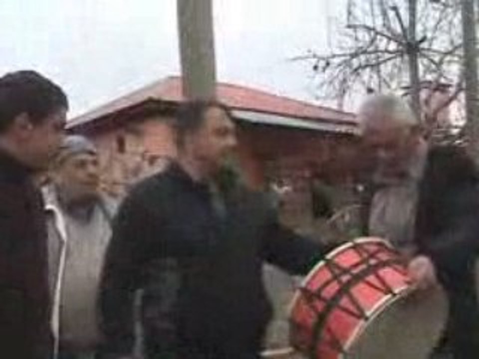 Davul böyle çalınır