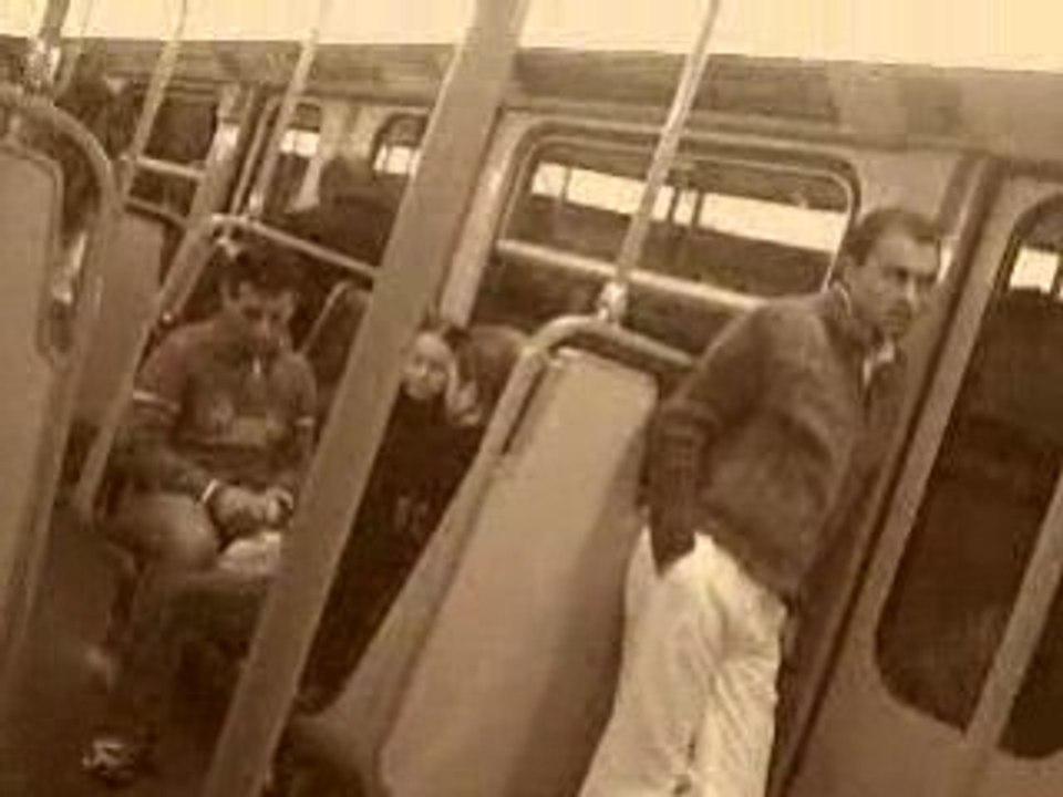CLIP0010METRO