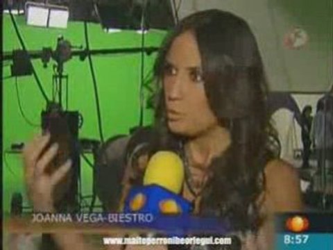 Maite Perroni graba promocionales