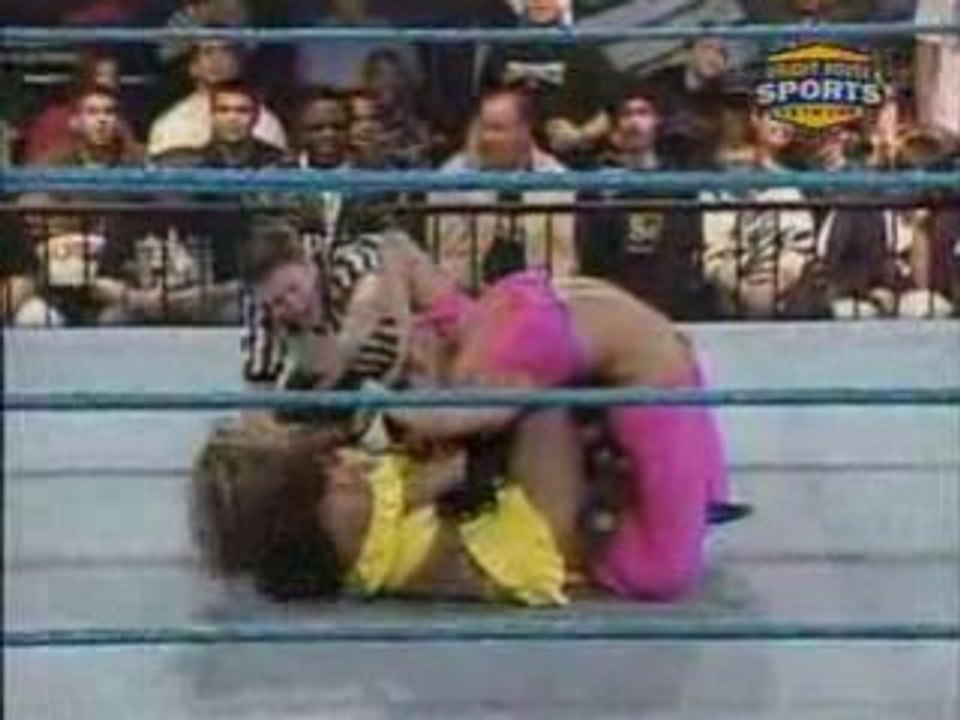FCW: 6 Diva Tag