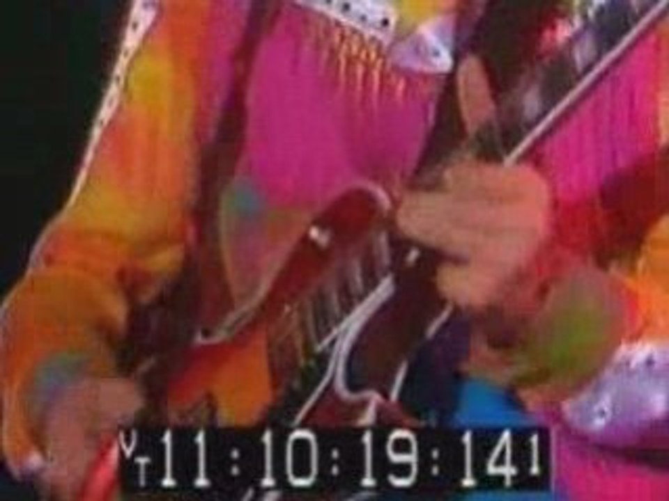 Elton John - The Bitch Is Back ('74 Live In London)