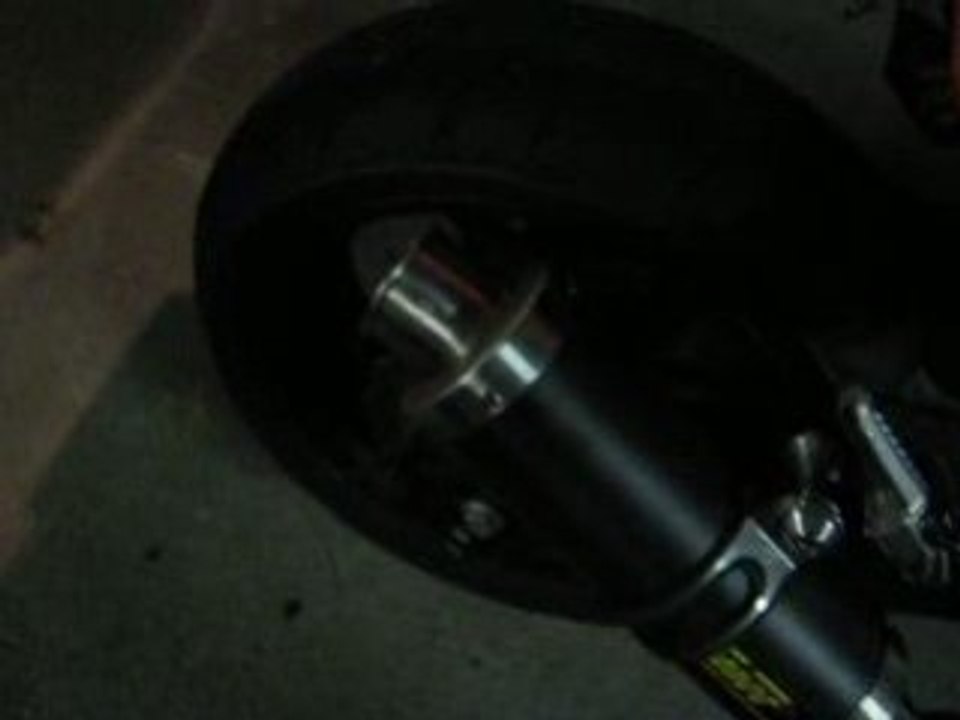 Echappement MIVV sur Z750