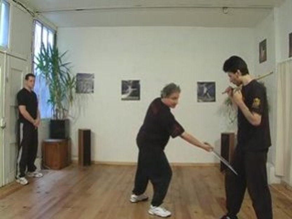 Clip 04 Cours Kali Eskrima Simple Bato