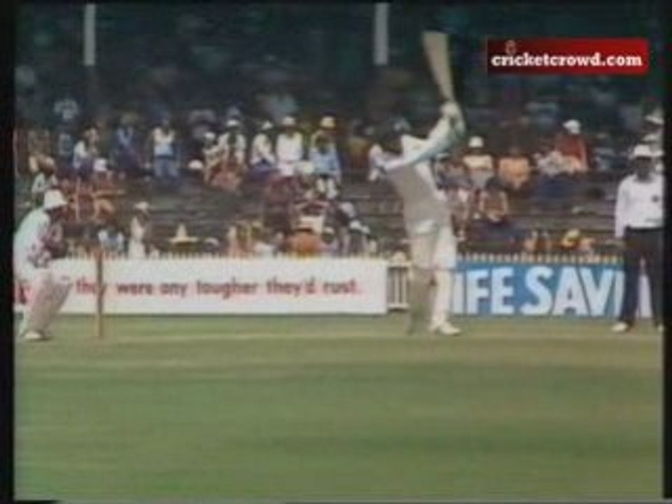 Greg Chappell_to_DivX_clip0