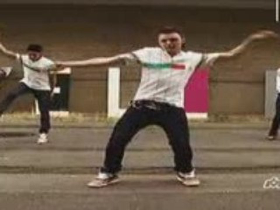 Yelle-A.Cause.Des.Garcons-XviD-FR-2007-ZiK