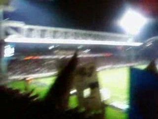 avant l'entrer des joueur a lyon avec les ultras