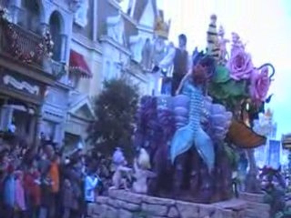 la parade des reves(disneyland paris)29 nov 2008)