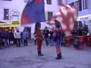 Les lanceurs de drapeaux