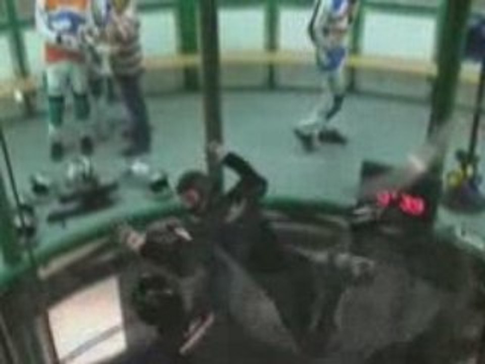 Vol relatif dans le simulateur de chute libre Aerokart