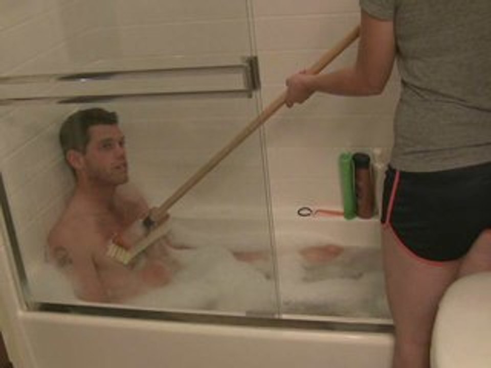 Scrubbing Away The Shame - 12/15/08