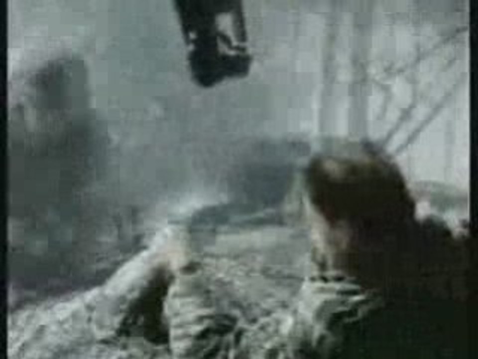 Band Of Brothers - Bastogne Artillery Barrage