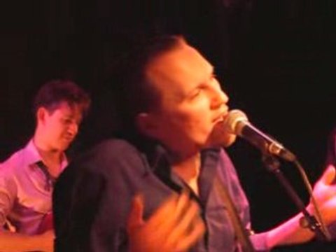 OLDELAF & LES JOYEUX URBAINS Fais (presque) comme l'oiseau