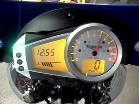 Pots d'echappement ixils sur speed triple