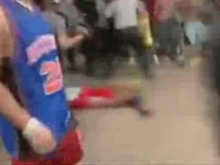 Policier et supporter brésilien