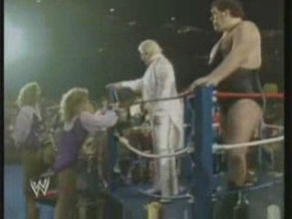 Andre The Giant WM III Entrance