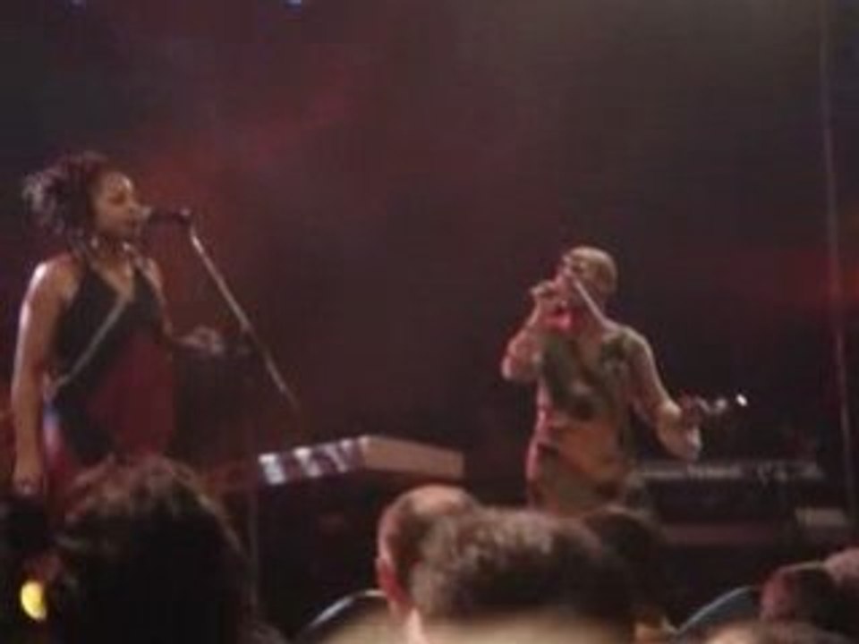 INCOGNITO live à l'Elysée Monmartre (Paris) 26 Mai 2007 7/9