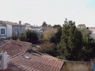 ILE DE RE Appartement Duplex à vendre St Martin Réf 50799