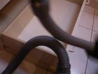 Belly vs. L'aspirateur : Quelle méthode est la plus efficace ? 🤔