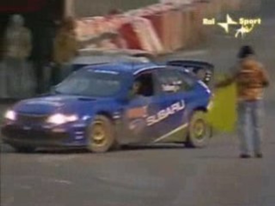 Petter_Solberg_se_ridiculise