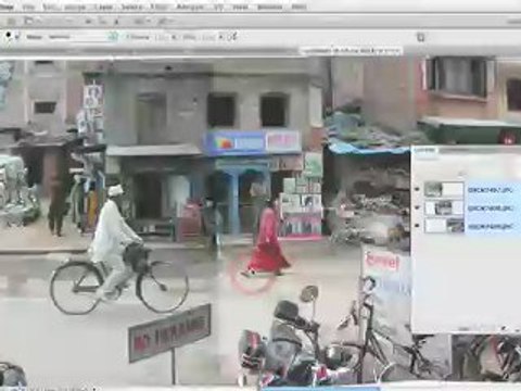 Auto-Blending Layers in CS4