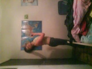 Vous vous ennuyez ?? Faites comme elle ^^