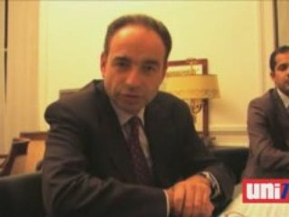 Jean-François Copé répond à l'UNI
