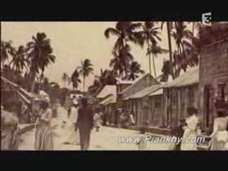 Une rue de Pointe-à-Pitre il y a 100 ans