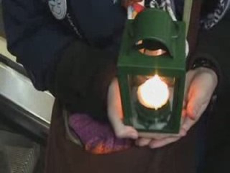 Lumiere de bethleem à Angers dec. 2008